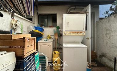 Casa en Arriendo en Amplia casa en el corazón de Vitacura. Alejandro Serani - La Llaveria. Colegio Sagrados Corazones de Manquehue