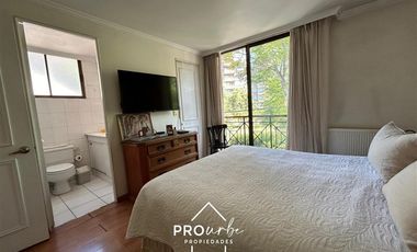 Casa en Arriendo en Amplia casa en el corazón de Vitacura. Alejandro Serani - La Llaveria. Colegio Sagrados Corazones de Manquehue