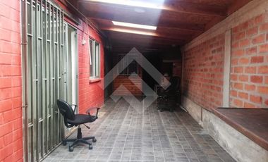 Casa en Arriendo en Alto Mackenna