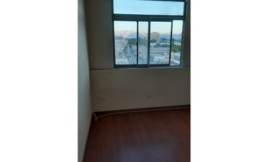 SE VENDE DEPARTAMENTO CENTRAL EN EDIFICIO ATACAMA