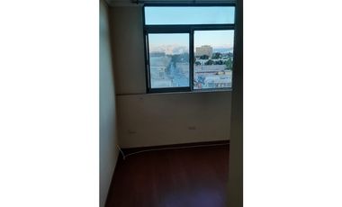 SE VENDE DEPARTAMENTO CENTRAL EN EDIFICIO ATACAMA