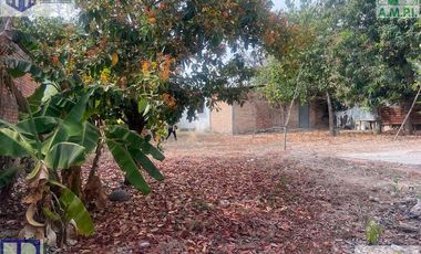 Se vende casa cerca de Las Varas
