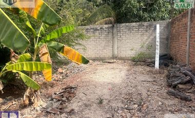 Se vende casa cerca de Las Varas