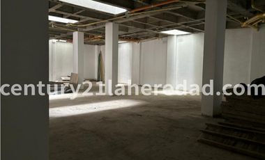 ARRIENDO LOCAL COMERCIAL CON BODEGA EN LA CEJA.  Código 130563