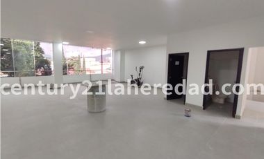 RENTA LOCAL COMERCIAL SEGUNDO PISO EN SURAMERICANA  Código 126331