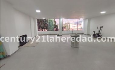 RENTA LOCAL COMERCIAL SEGUNDO PISO EN SURAMERICANA  Código 126331