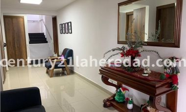 Casa finca amoblada para arriendo en El Retiro Antioquia Código 126825