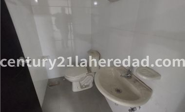 RENTA LOCAL COMERCIAL SEGUNDO PISO EN SURAMERICANA  Código 126332