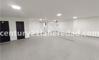 RENTA LOCAL COMERCIAL SEGUNDO PISO EN SURAMERICANA  Código 126332