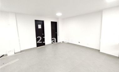 RENTA LOCAL COMERCIAL SEGUNDO PISO EN SURAMERICANA  Código 126332
