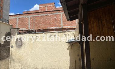 SE RENTA CASA COMERCIAL EN BELÉN FATIMA Código 124282