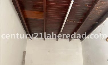 SE RENTA CASA COMERCIAL EN BELÉN FATIMA Código 124282