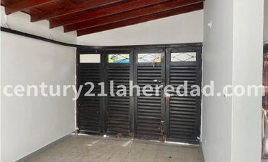 SE RENTA CASA COMERCIAL EN BELÉN FATIMA Código 124282