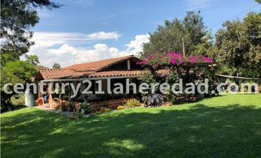 VENTA FINCA CON CASA CAMPESINA EN MARINILLA ANTIOQUIA Código 127378
