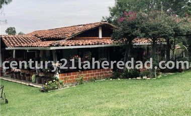 VENTA FINCA CON CASA CAMPESINA EN MARINILLA ANTIOQUIA Código 127378