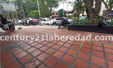 SE RENTA LOCAL COMERCIAL MEDELLIN Código 131022