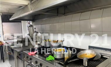 Venta Local Comercial incluye Restaurante Dotado.