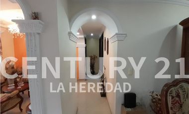 Apartamento en venta en Sabaneta sector Villa del Carmen