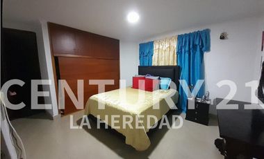 VENTA APARTAMENTO VILLA DE CARMEN, SABANETA COD: 125217