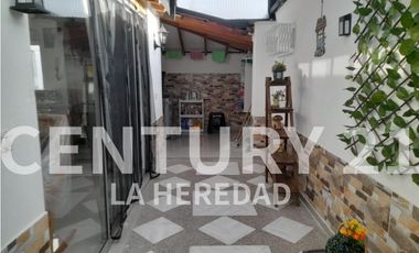 VENDO APARTAMENTO EN CALDAS.  COD: 125849
