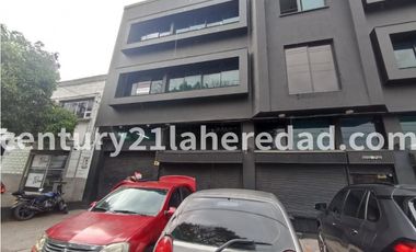SE ARRIENDA BODEGA EN ZONA INDUSTRIAL DE BELEN MEDELLIN Código 130442