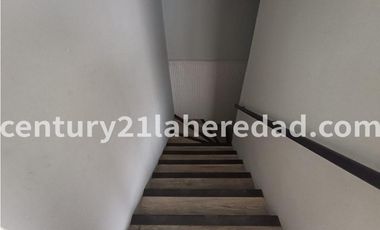 SE ARRIENDA BODEGA EN ZONA INDUSTRIAL DE BELEN MEDELLIN Código 130442