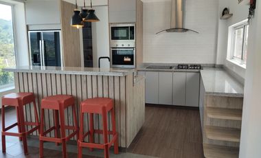 CASA EN VENTA VIA CHINCHINA- PALESTINA.