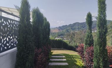 CASA EN VENTA VIA CHINCHINA- PALESTINA.