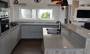 CASA EN VENTA VIA CHINCHINA- PALESTINA.