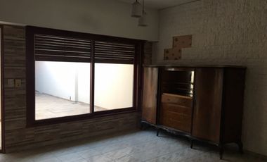 Casa  en Venta Ramos Mejia / La Matanza (A141 3915)