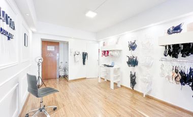 Oficina de 50m2 en Venta RECICLADA en Microcentro