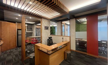 Oficinas en Renta o Venta en Plaza Antigua I, con sala de juntas y cafetería