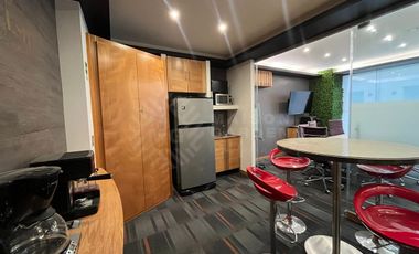 Oficinas en Renta o Venta en Plaza Antigua I, con sala de juntas y cafetería