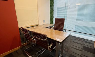 Oficinas en Renta o Venta en Plaza Antigua I, con sala de juntas y cafetería