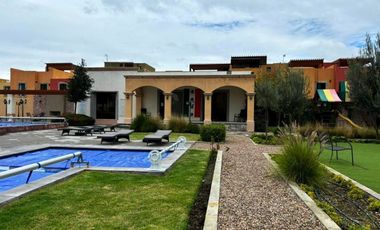 Casa  Fraccionamiento Club de Golf Zirándaro San Miguel de Allende Gto.