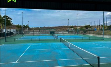 TERRENO EN URBANIZACIÓN MARINA BLUE- MANTA