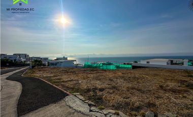 TERRENO EN URBANIZACIÓN MARINA BLUE- MANTA