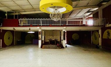 Se Vende Salón de Fiestas y 8 Locales Comerciales en Toluca