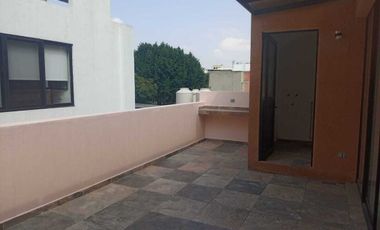 VENTA DE CASA EN CONDOMINIO EN DEL VALLE