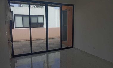 VENTA DE CASA EN CONDOMINIO EN DEL VALLE