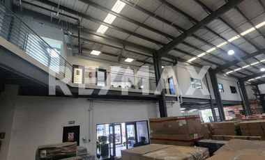 BODEGA COMERCIAL DE 2,859 M2, EN VENTA EN EL LAGO, TIJUANA B.C.