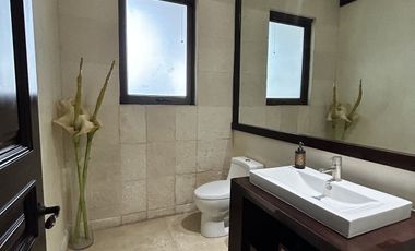 Casa en venta en Residencial Santa Paulina