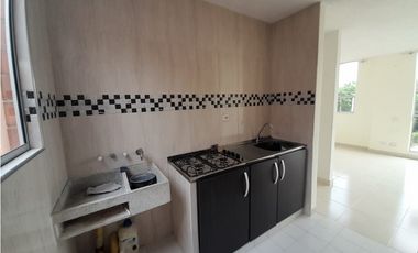APARTAMENTO EN ARRIENDO CONJUNTO BRISAS DE ABRIL. RICAURTE CMARCA
