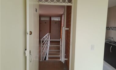 APARTAMENTO EN ARRIENDO CONJUNTO BRISAS DE ABRIL. RICAURTE CMARCA