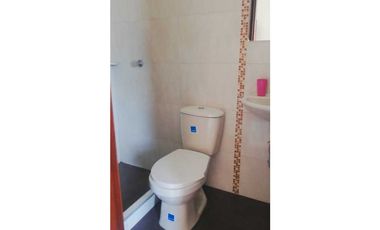 LUXA ARRIENDA APARTAESTUDIO CENTRO HISTORICO. CON SERVICIOS.2. PISO