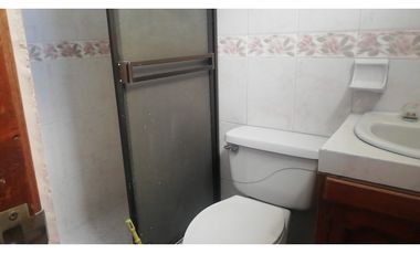LUXA ARRIENDA APARTAESTUDIO CENTRO HISTORICO. CON SERVICIOS.2. PISO