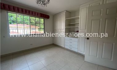 Venta de casa en Altos de Panamá