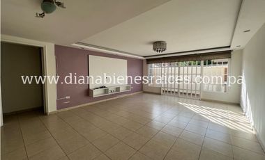 Venta de casa en Altos de Panamá
