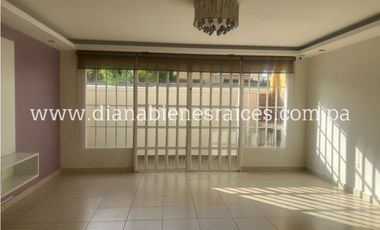 Venta de casa en Altos de Panamá