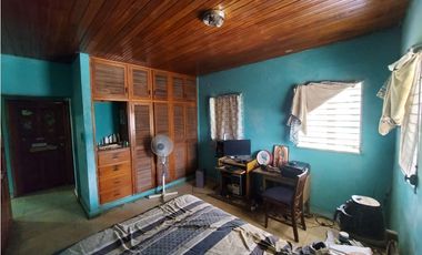 VENDO CASA EN CHITRE